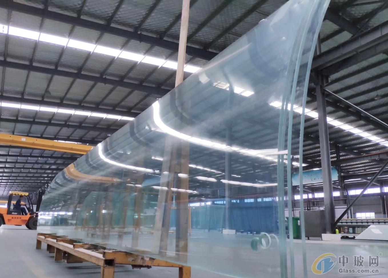 弯钢玻璃首先深圳隆玻，品质保证，价格优惠。