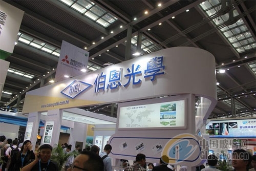 全球最大的玻璃盖板生产商伯恩光学推出上市计