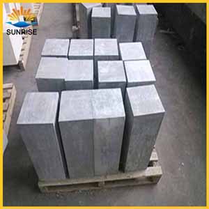 fused cast skid rail block 05.jpg