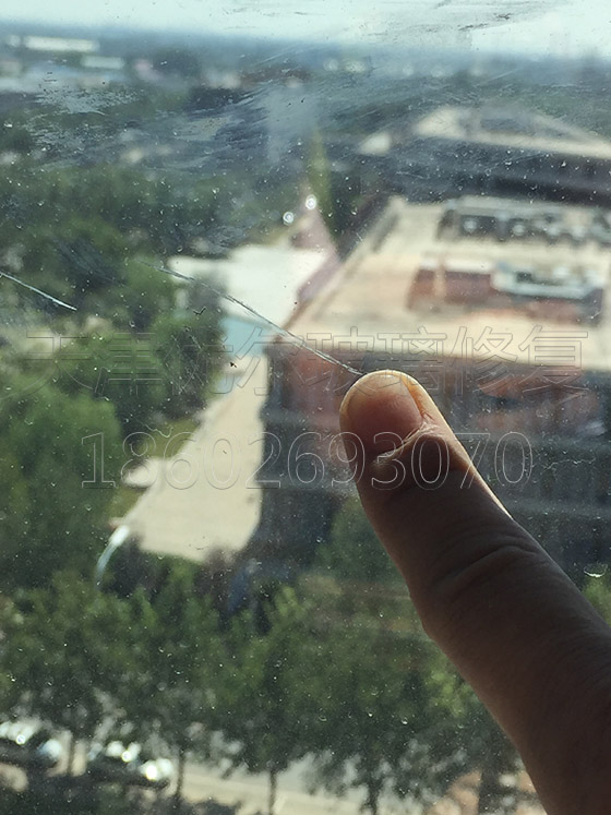 北京商品房中空玻璃划痕修复演示-玻璃工具