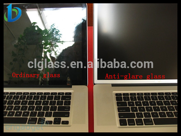 ordinary glass and anti glare glass.jpg