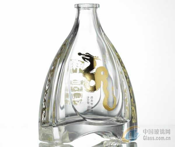 精白料玻璃酒瓶定制