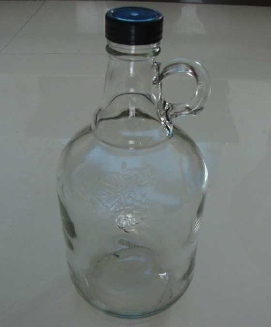 玻璃大酒瓶