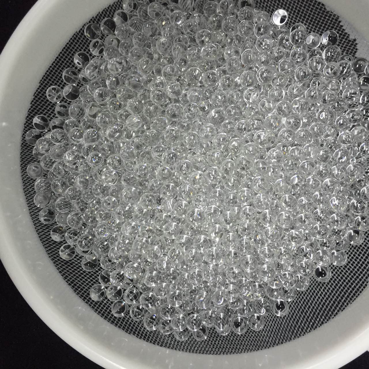 生产加工玻璃球和玻璃