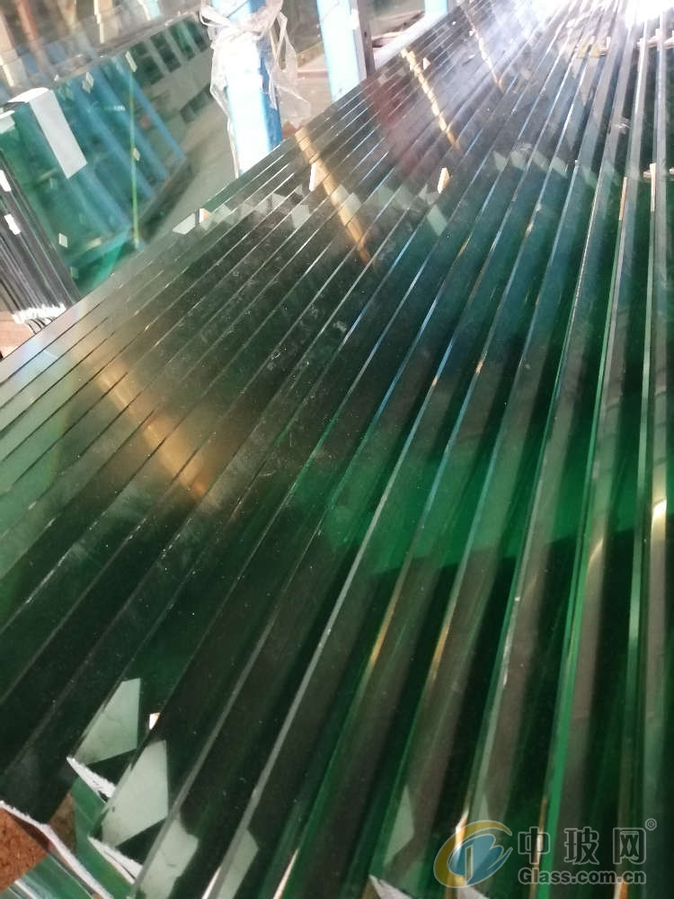 江苏19mm超大板钢化玻璃厂