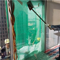 廣霖幕墻 近30 年專(zhuān)注，解決玻璃幕墻漏水難題