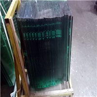  專業(yè)加工前擋風(fēng)玻璃,定做后擋風(fēng)玻璃廠家
