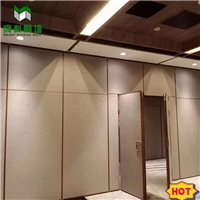 山東濟(jì)寧玻璃隔斷在生活中的應(yīng)用