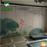 玻璃隔斷提供給人們一個放飛理想的環(huán)境