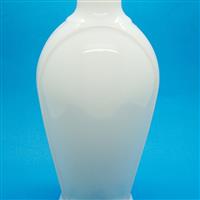 乳白料白酒瓶